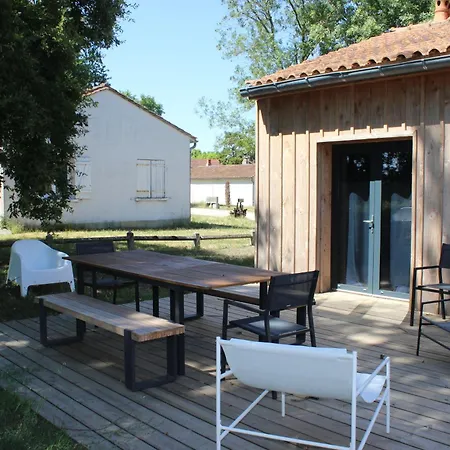 Chateau Loudenne - Ecottage Dans Le Parc - Walter Dom wakacyjny