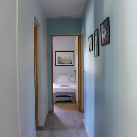 Chateau Loudenne - Ecottage Dans Le Parc - Walter Saint-Yzans-de-Médoc