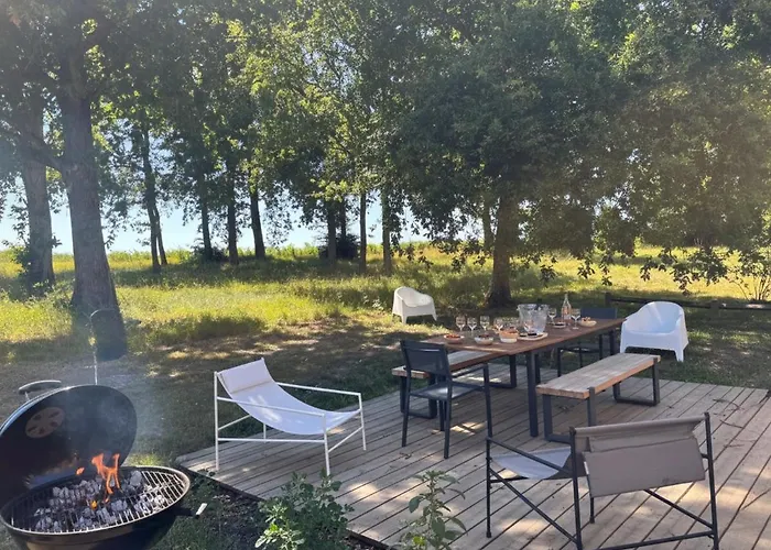 Nyaraló Chateau Loudenne - Ecottage Dans Le Parc - Walter